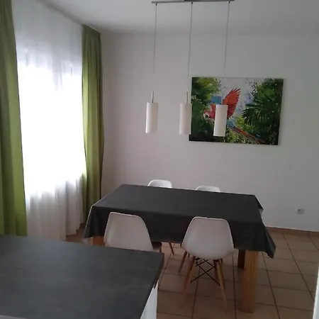 Apartment An Der Norf 65 Bitte Beachten Sie Check-in Und Check-out Zeiten Neuss