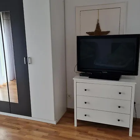 An Der Norf 65 Bitte Beachten Sie Check-in Und Check-out Zeiten Apartment Neuss
