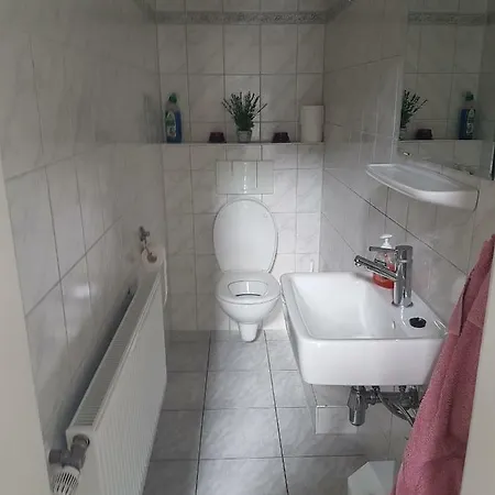 An Der Norf 65 Bitte Beachten Sie Check-in Und Check-out Zeiten Neuss