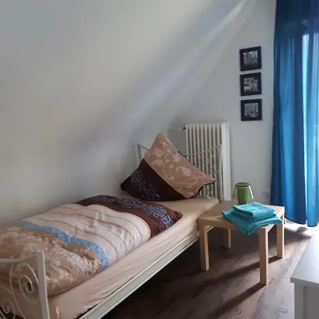 An Der Norf 65 Bitte Beachten Sie Check-in Und Check-out Zeiten Apartment Neuss